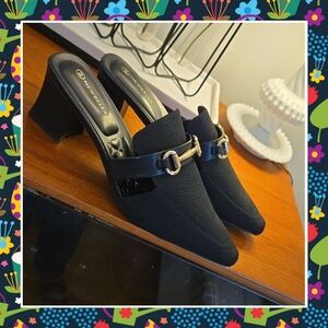 Nwt Stylish Mules with Chain Detail Size 10